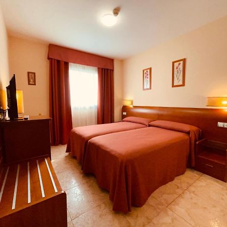 Hotel Torrijos Cheste Zewnętrze zdjęcie